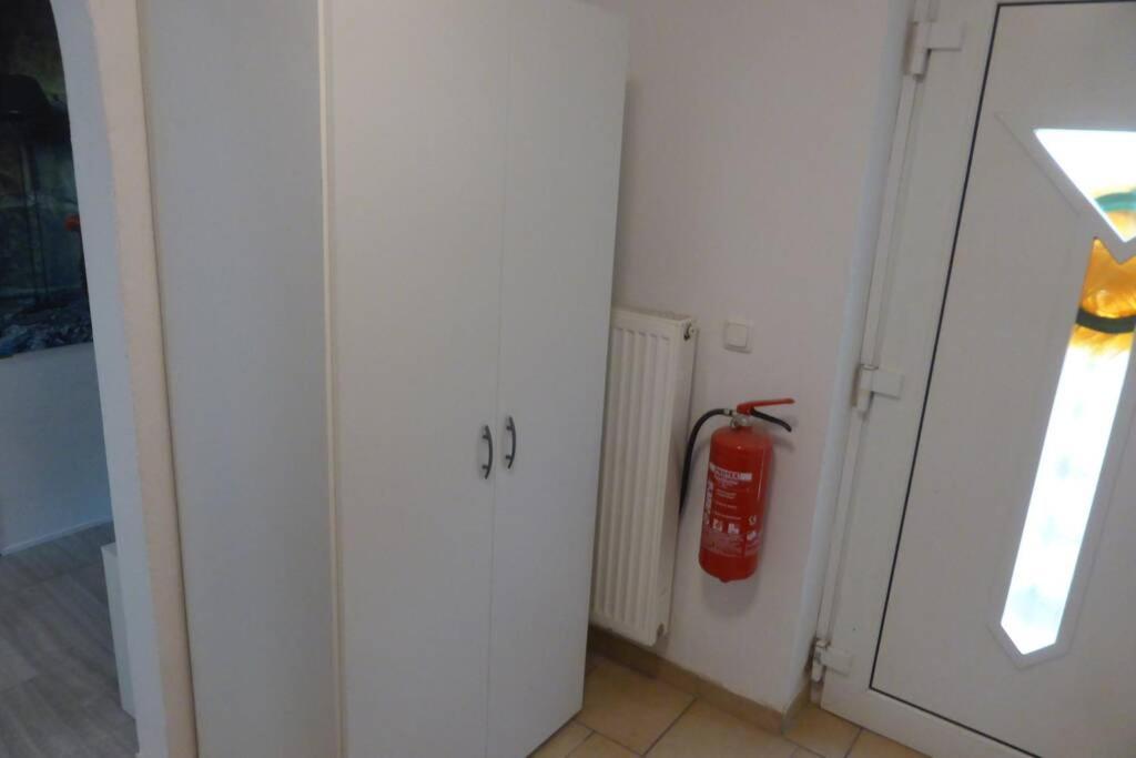 Wunderschone Komplett Neu Eingerichtete Wohnung Emmerthal Buitenkant foto