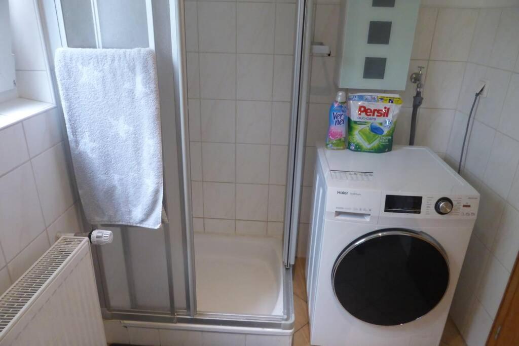 Wunderschone Komplett Neu Eingerichtete Wohnung Emmerthal Buitenkant foto